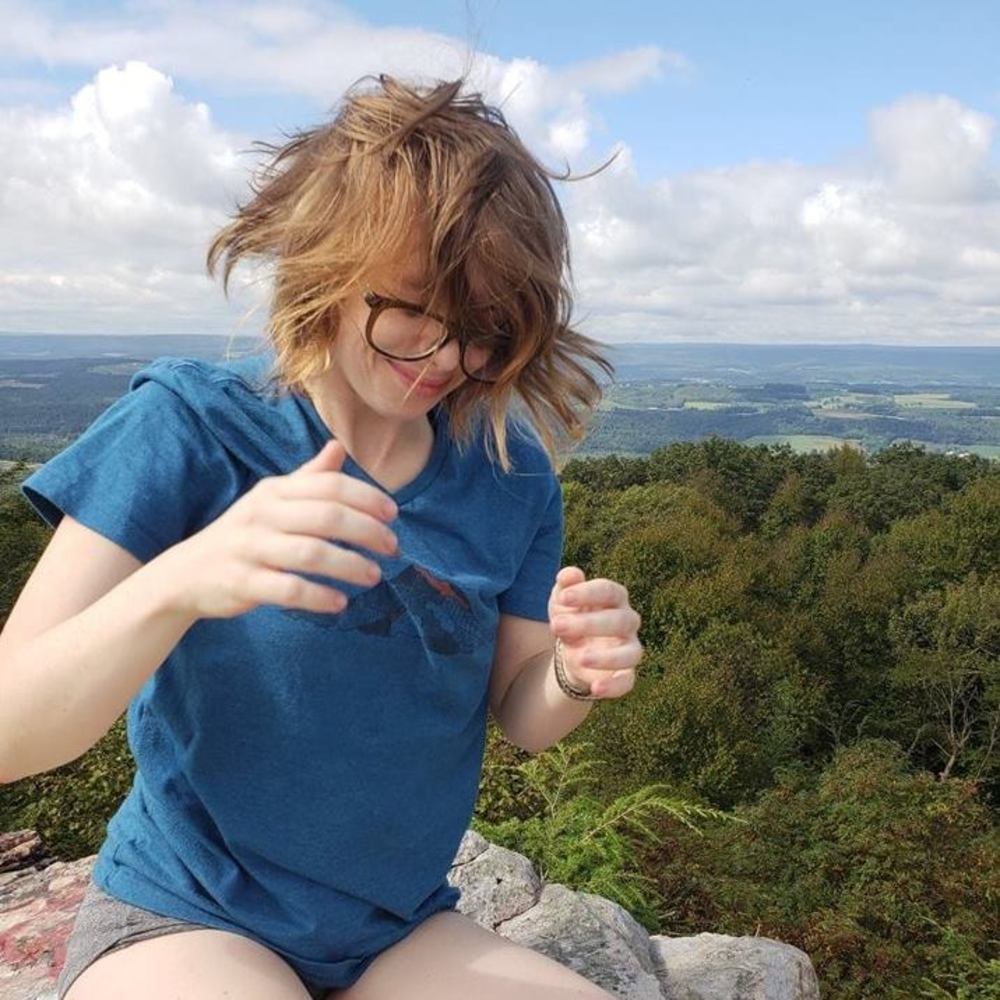 Meet your Posher, Amanda